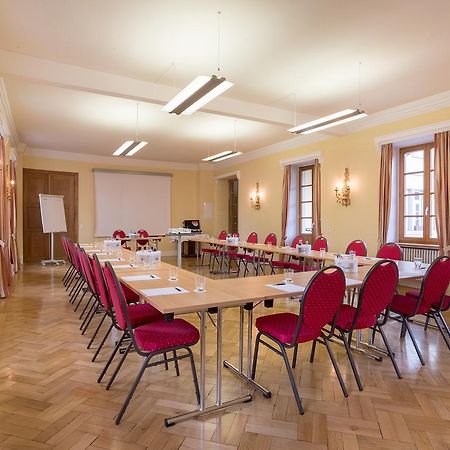 Schlosshotel Neckarbischofsheim Bagian luar foto