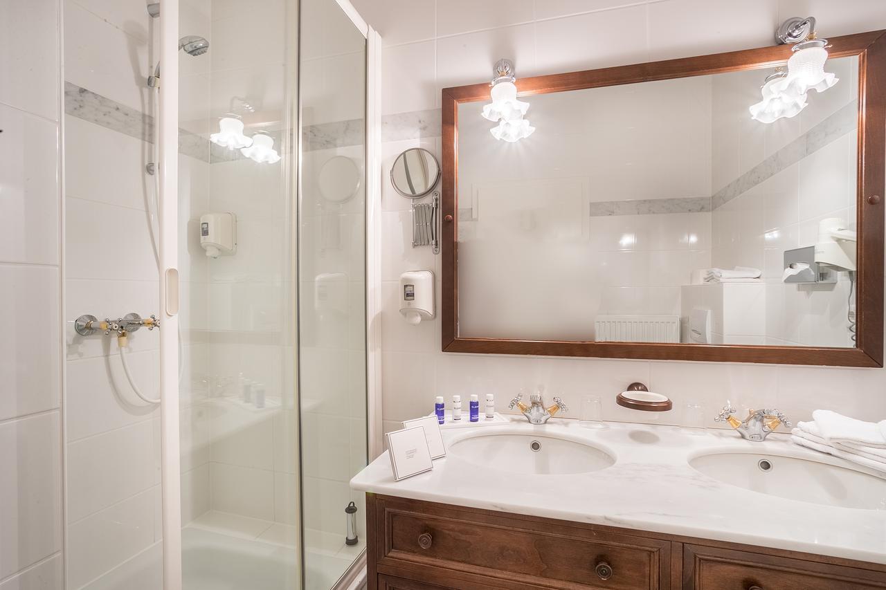 Schlosshotel Neckarbischofsheim Bagian luar foto